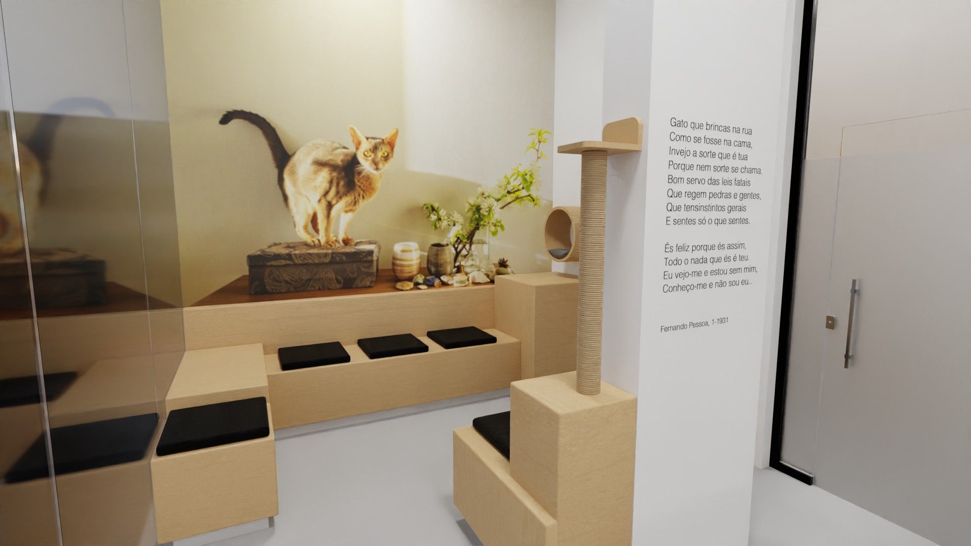 Sala de estar para gatos e pessoas, com fotografia de um gato numa parede, bancos de madeira clara com almofadas pretas, arranhador e um poema de Fernando Pessoa impresso na coluna.